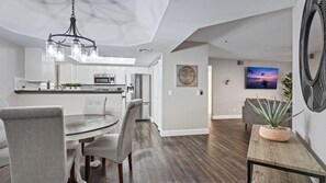 Condo (2 Bedrooms) | Living area - Beautiful Newly Remodeled 2-bdrm Biltmore Condo! (Phoenix)