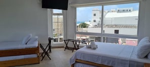 Panoramic Studio Suite, Multiple Beds, Non Smoking, Sea View | Hypo-allergenic bedding, in-room safe, iron/ironing board, free WiFi - Alojamiento Santa Julia (San Andrés)