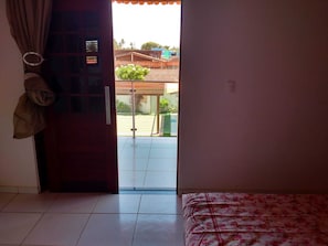 5 quartos, Wi-Fi, roupa de cama