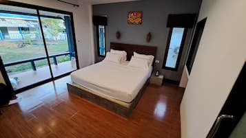 Habitación doble Deluxe | Decoración personalizada, cunas gratuitas, wifi gratis y ropa de cama
