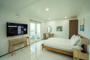 Comfort Studio Suite | Individually furnished, desk, laptop workspace, free WiFi - Mariana Suites (Saipan)