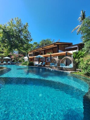 2 outdoor pools, open 7:00 AM to 8:00 PM, sun loungers