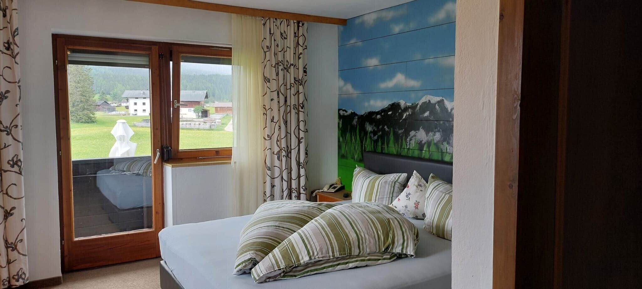 1 quarto, Wi-Fi de cortesia, roupa de cama