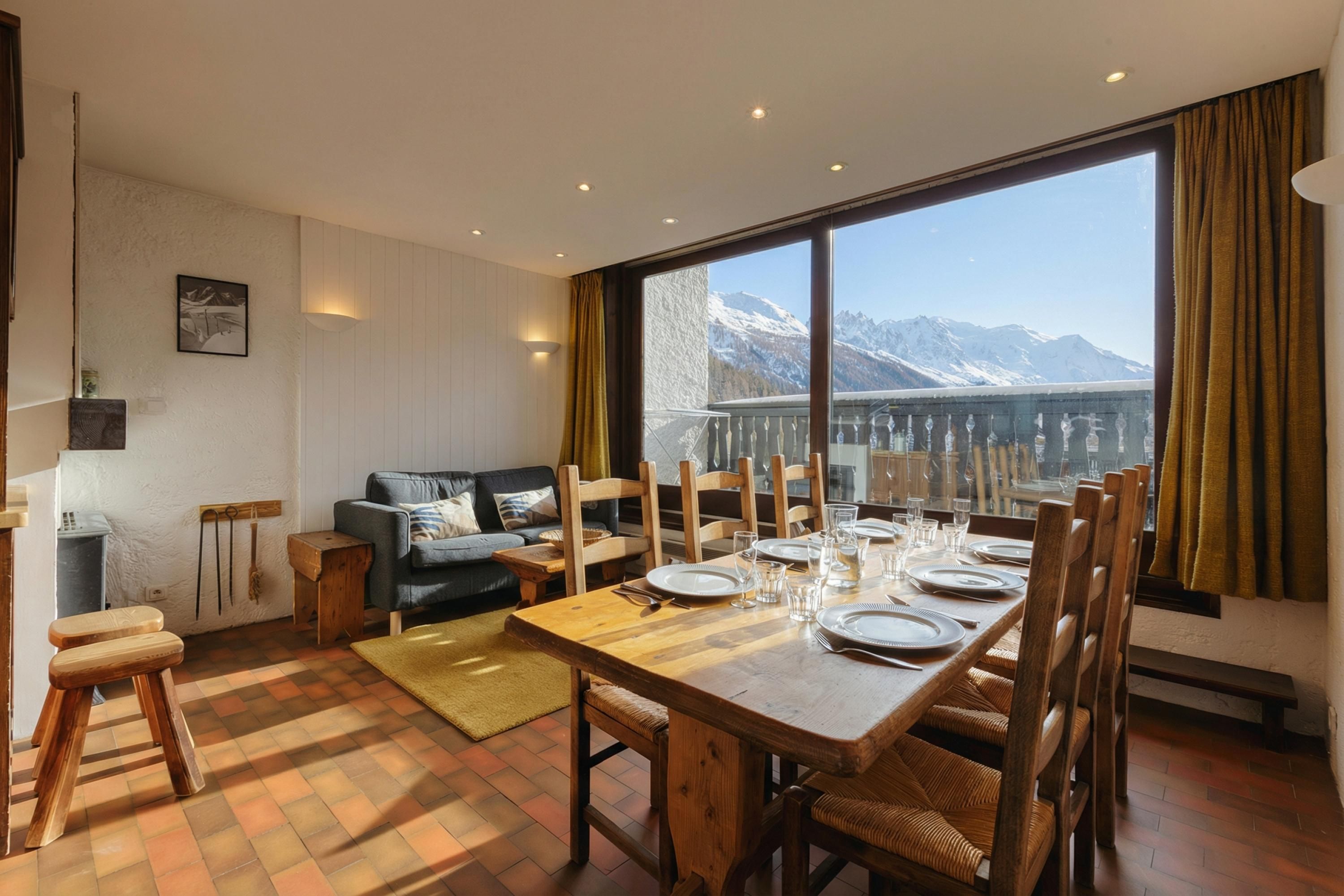 Living and dining room
