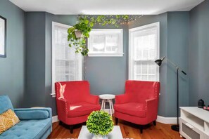 Smart TV, videojuegos y libros 