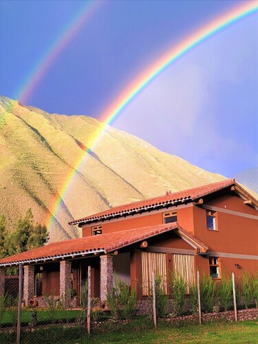 Kallpawasi, Andean House in the Sacred Valley of the Incas. Service and Nature.