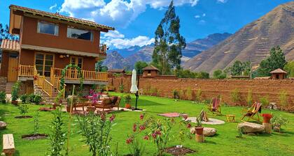 Kallpawasi, Andean House in the Sacred Valley of the Incas. Service and Nature.