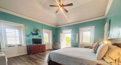 VERY Spacious 3rd floor unit with gorgeous ocean view and wrap around porch