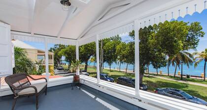 Ocean front 2 bedrooms suite with personal balcony