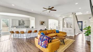 TV, fireplace, offices