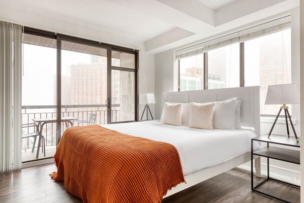 2 多间卧室、熨斗/熨衣板、WiFi、床单