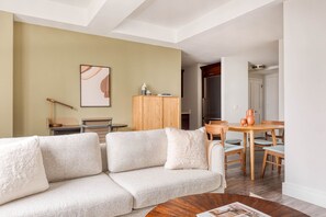 电视、立体声音响