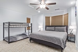 3 bedrooms, WiFi, bed sheets
