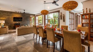 In-room dining - Mary's Beach 4 BR Villa  (Canggu)