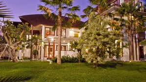 Exterior - Mary's Beach 4 BR Villa  (Canggu)