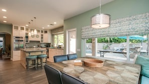 Studio (5 Bedrooms) | Private kitchen | Fridge, microwave, oven, blender - Luxe Scottsdale Home W/pool, Spa, & Tesla Charger (Scottsdale)