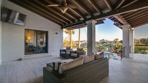 Studio (5 Bedrooms) | Balcony - Spectacular Fountain Hills 5 Bdrm W/pool and Views (Fountain Hills)