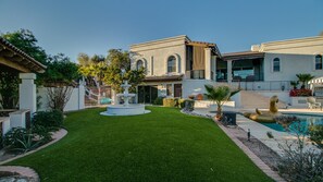 Property grounds - Spectacular Fountain Hills 5 Bdrm W/pool and Views (Fountain Hills)