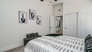 Studio (4 Bedrooms) | 4 bedrooms, bed sheets - Upgraded 4-bdrm Beautiful Home W/pool! (Glendale)