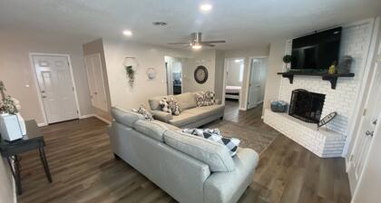 Newly renovated 3 bed/ 2 bath, central to the fun.