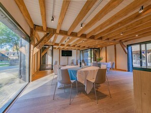 Dining - Luxury accommodation at the edge of the forest (Ulvenhout (AC))