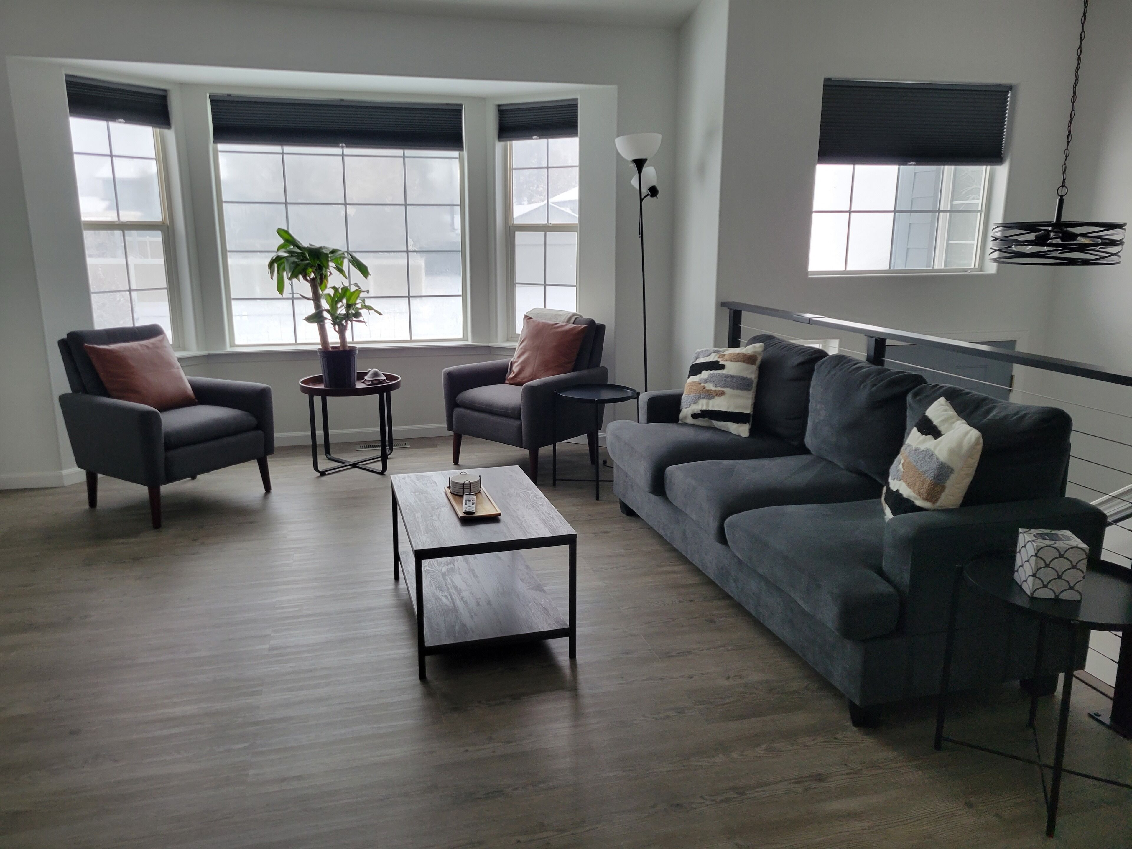 Four Bedroom 3 bath House Next to Riverside State Park