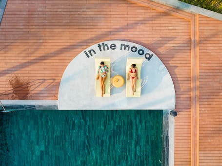 Terrace/patio. Moodhoian Riverside Resort & Spa