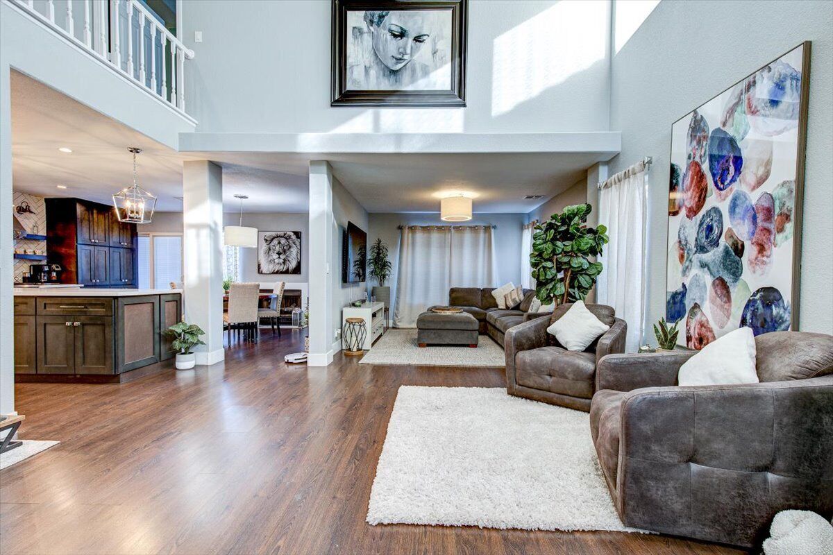 Gated SUMMERLIN Home in THE LAKES with 2 pools, fire pit, home gym