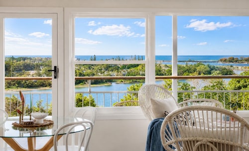 Seaview - Stunning Coastal Views, Pet Friendly 🐾