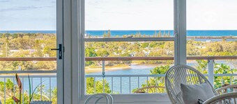 Seaview - Stunning Coastal Views,  Pet Friendly 🐾