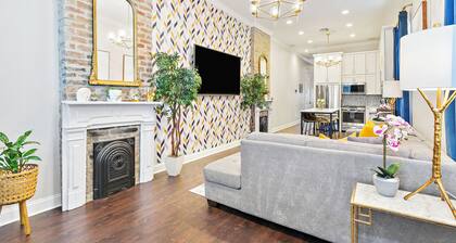 Insta Ready Meets Modern Comfort - Stylish 2BD/2BA