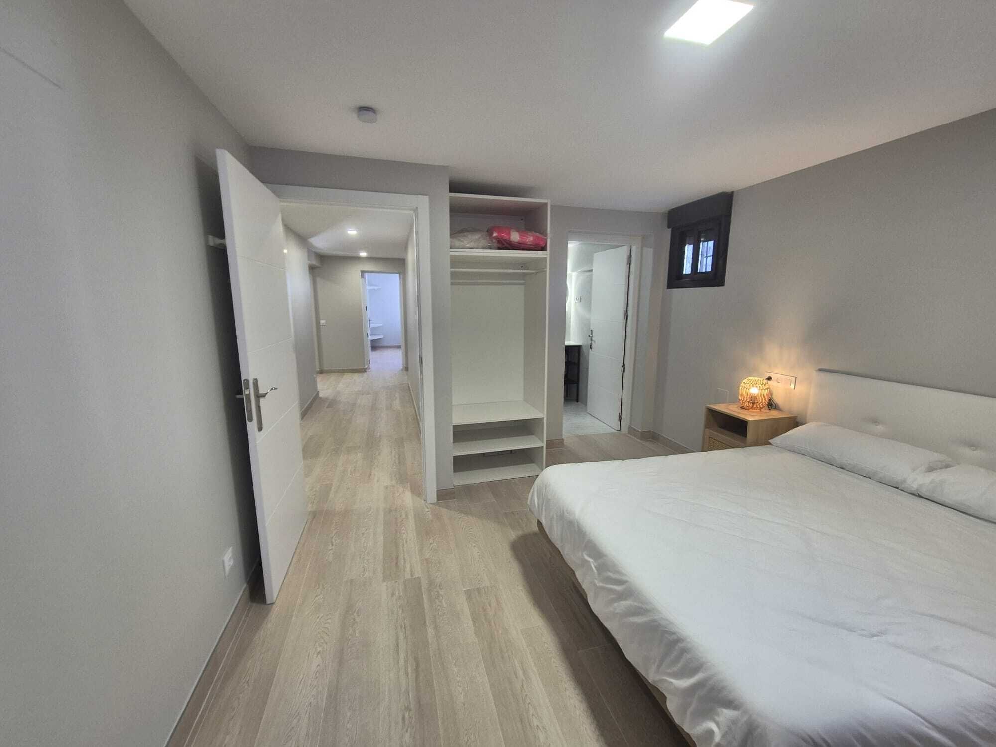 7 bedrooms, free WiFi, bed sheets