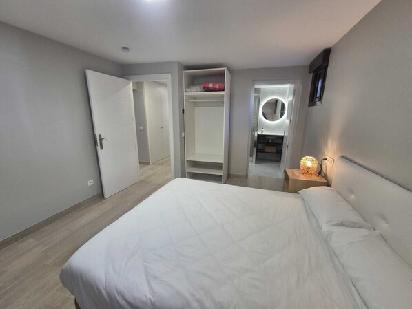 7 bedrooms, free WiFi, bed sheets