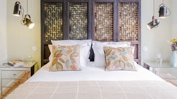 Habitación cuádruple familiar | Ropa de cama de alta calidad y decoración personalizada