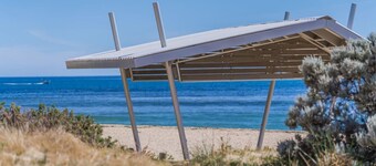 Summer Breeze at Avalon Beach
