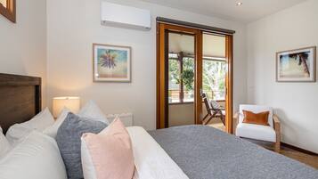 3 bedrooms, iron/ironing board, travel crib, free WiFi