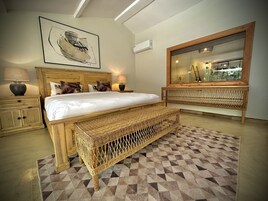 Luxury Room, 1 King Bed, Resort View | Premium bedding, Tempur-Pedic beds, individually decorated