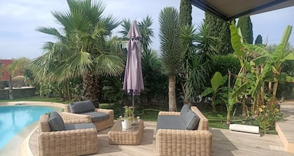jolie villa vue mer avec piscine ****