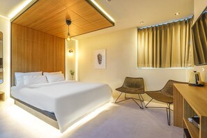 Chambre Triple Familiale | Articles gratuits dans le mini-bar, bureau, Wi-Fi gratuit, draps fournis