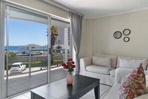 公寓 (2 Bedrooms) | 起居区