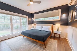 3 soverom, strykejern/-brett, wi-fi (inkludert) og sengetøy