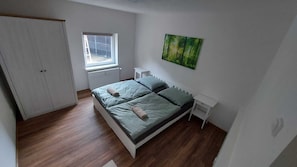 2 bedrooms, WiFi, bed sheets