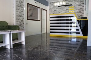 Reception - SUN ROSE PANSIYON (Denizli)