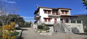 Front of property - Gorgeous 3 bedrooms Apartment in Pilio (South Pelion)