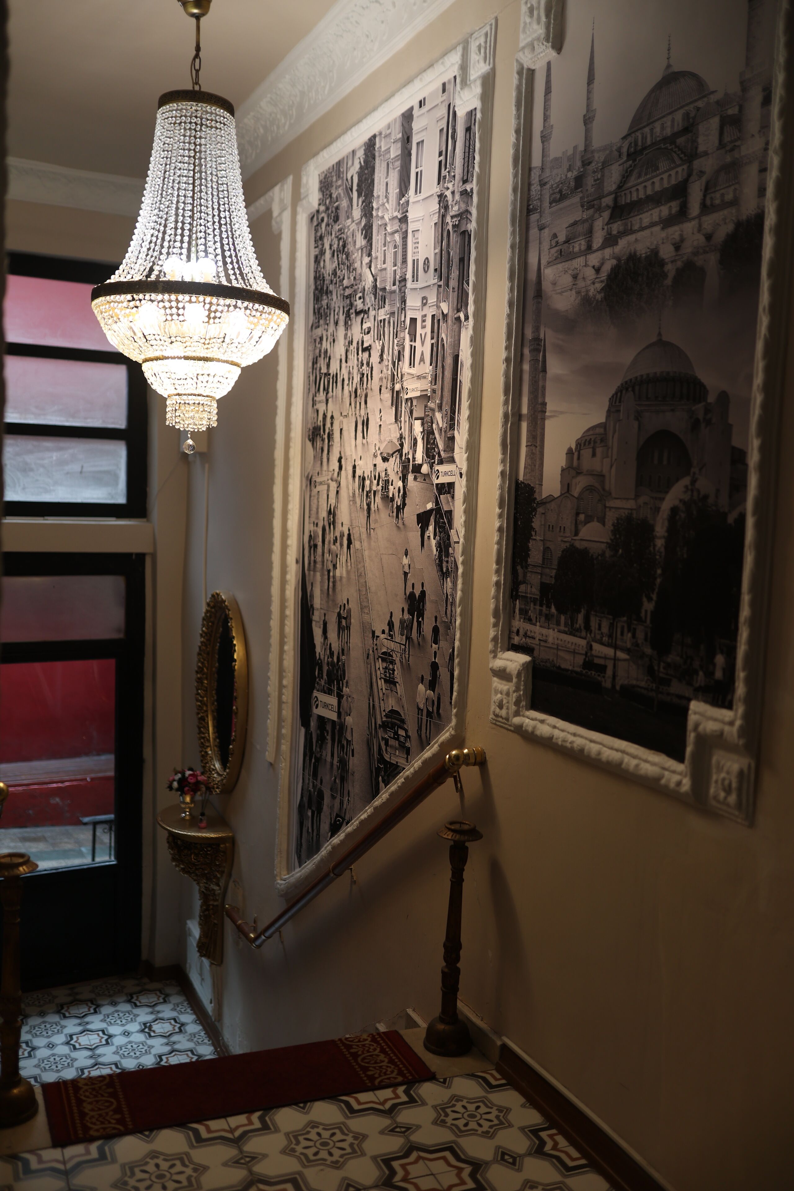 Foto - Zero Suit & Hotel