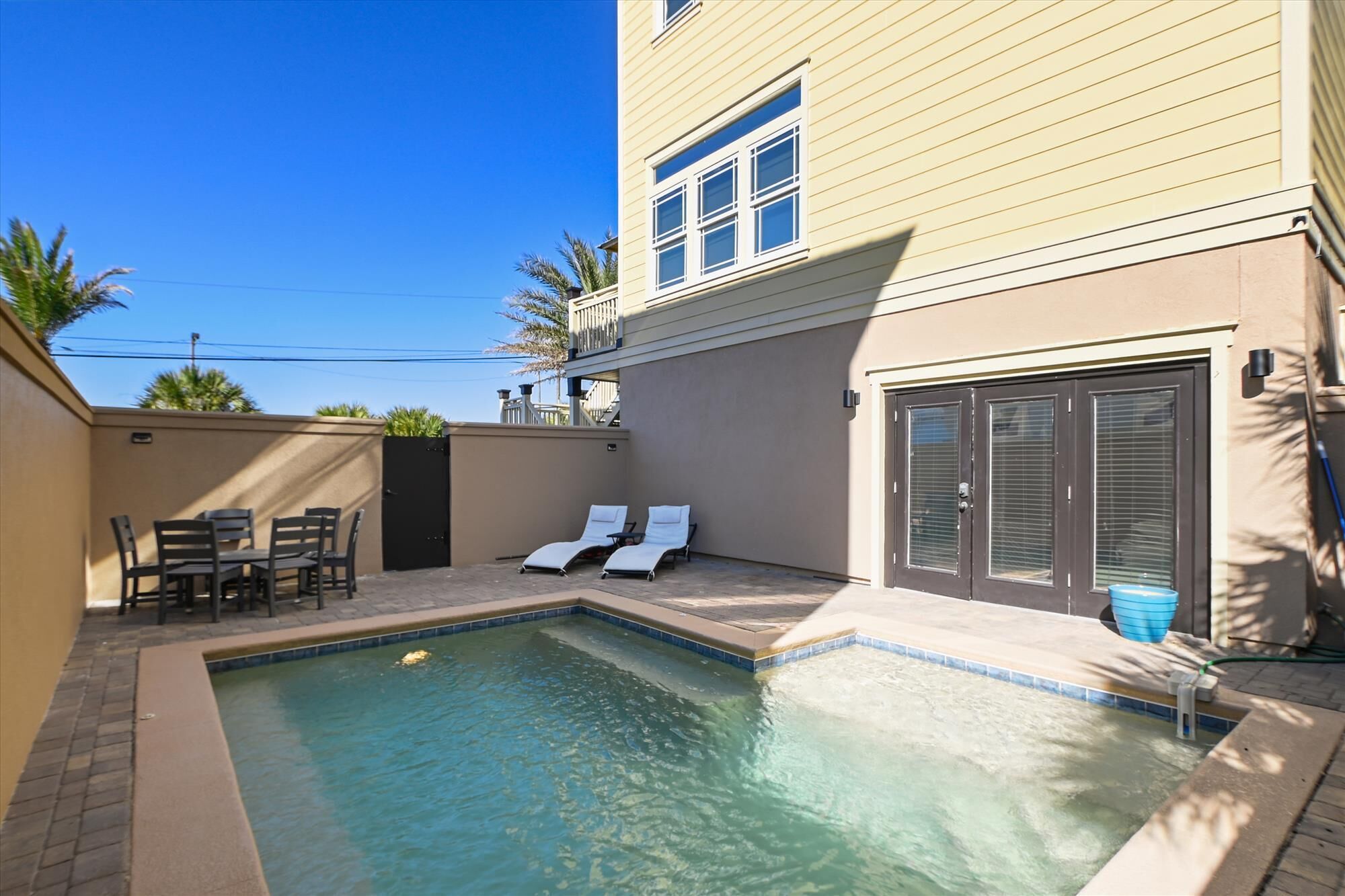 🐾🏖️Fall Deals! Pool! Dog Friendly! FREE Activities; WINTER Nov-Feb Rates $2850/mo🏖️🐾