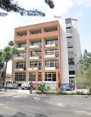 Front of property - Sadula Hotel (Addis Ababa)