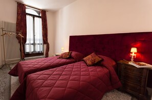 2 bedrooms, in-room safe, desk, travel crib