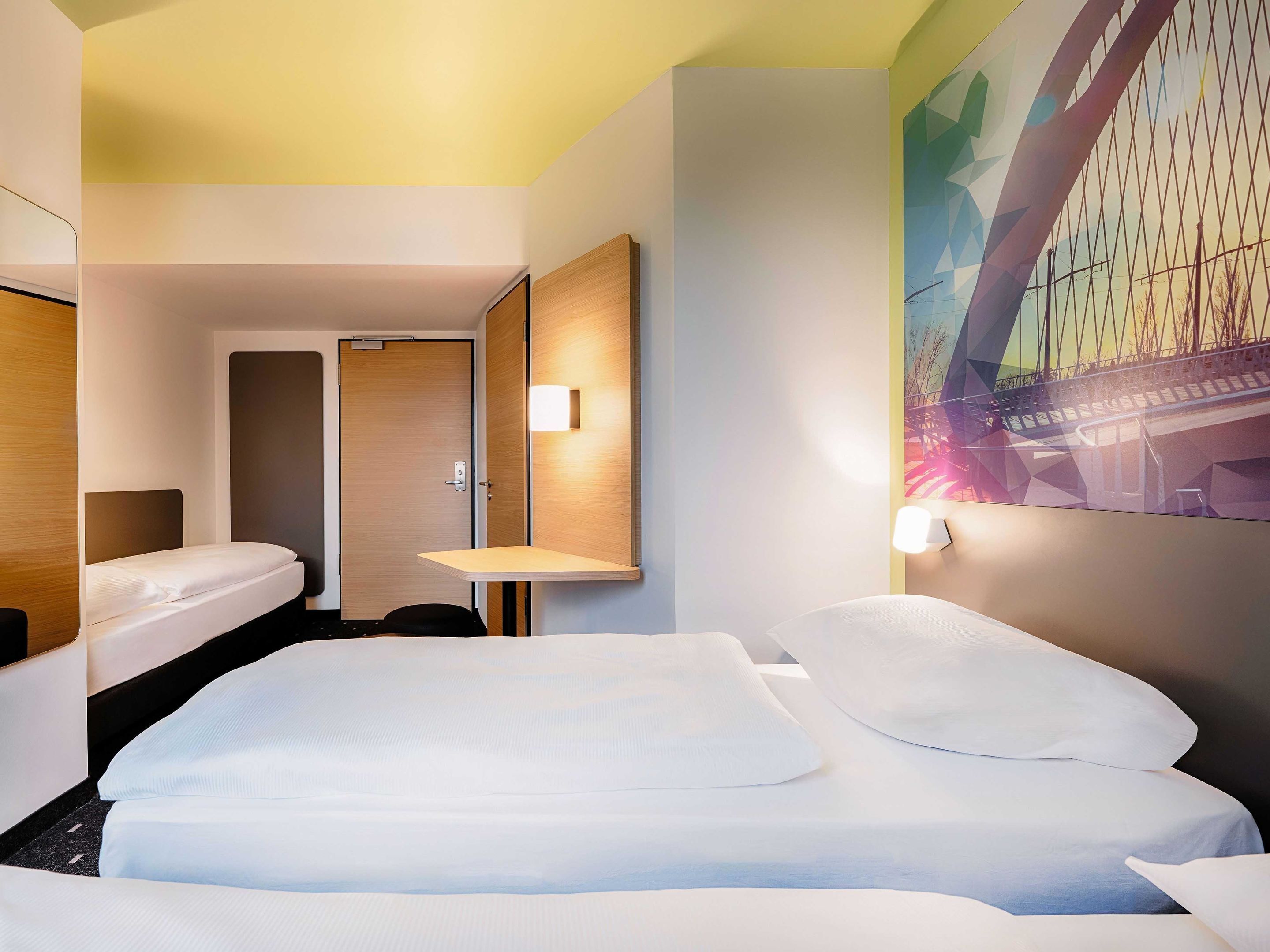 Schreibtisch, schallisolierte Zimmer, kostenloses WLAN