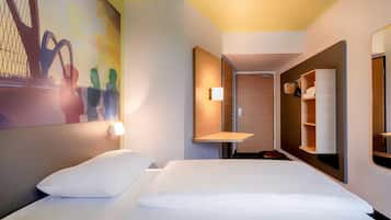 Double Room | 1 bedroom, desk, soundproofing, free WiFi